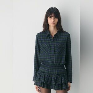 Aritzia Button-Down Shirt - XS